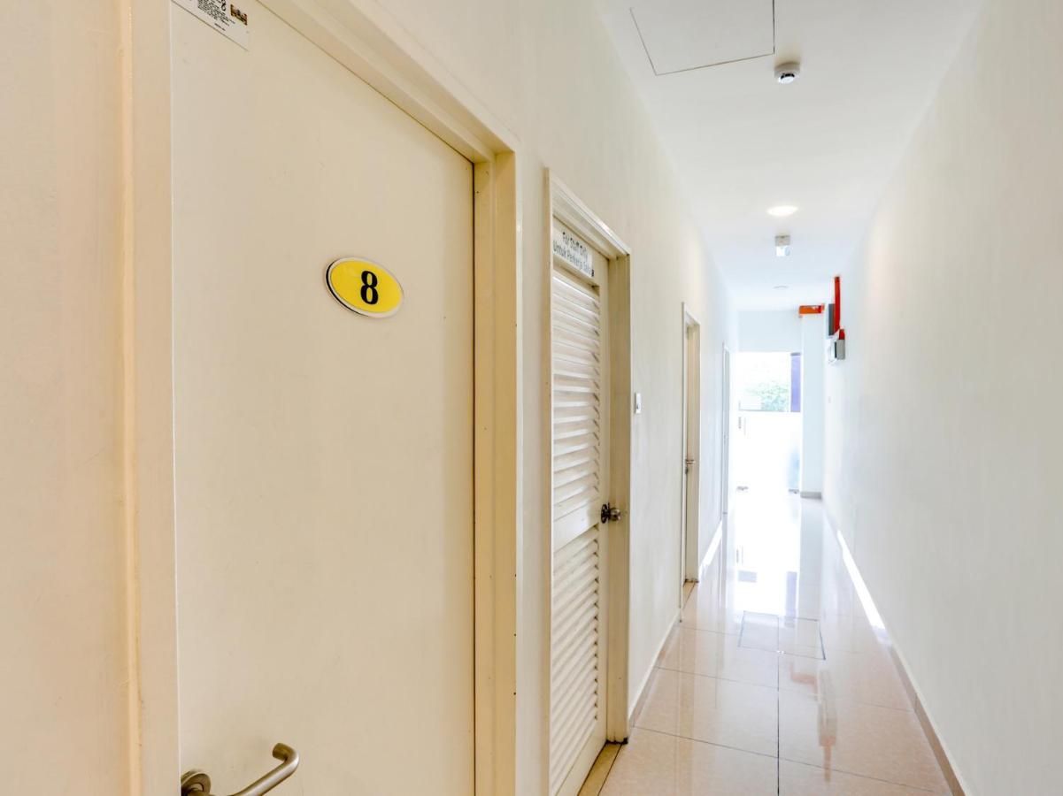 Oyo 89677 Sunflower Hotel سِريمبان المظهر الخارجي الصورة